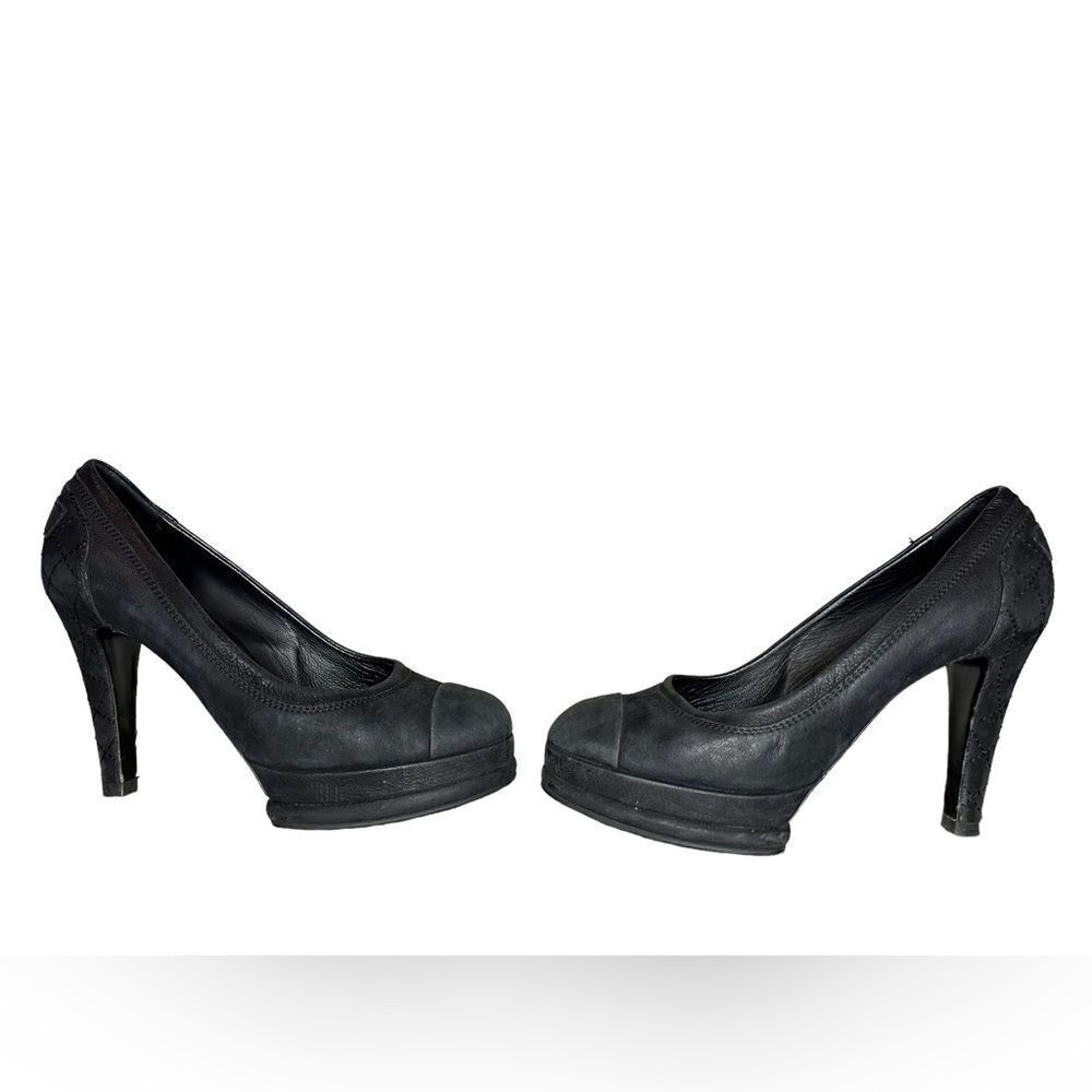 CHANEL Black Suede Heels - Picture 8 of 16